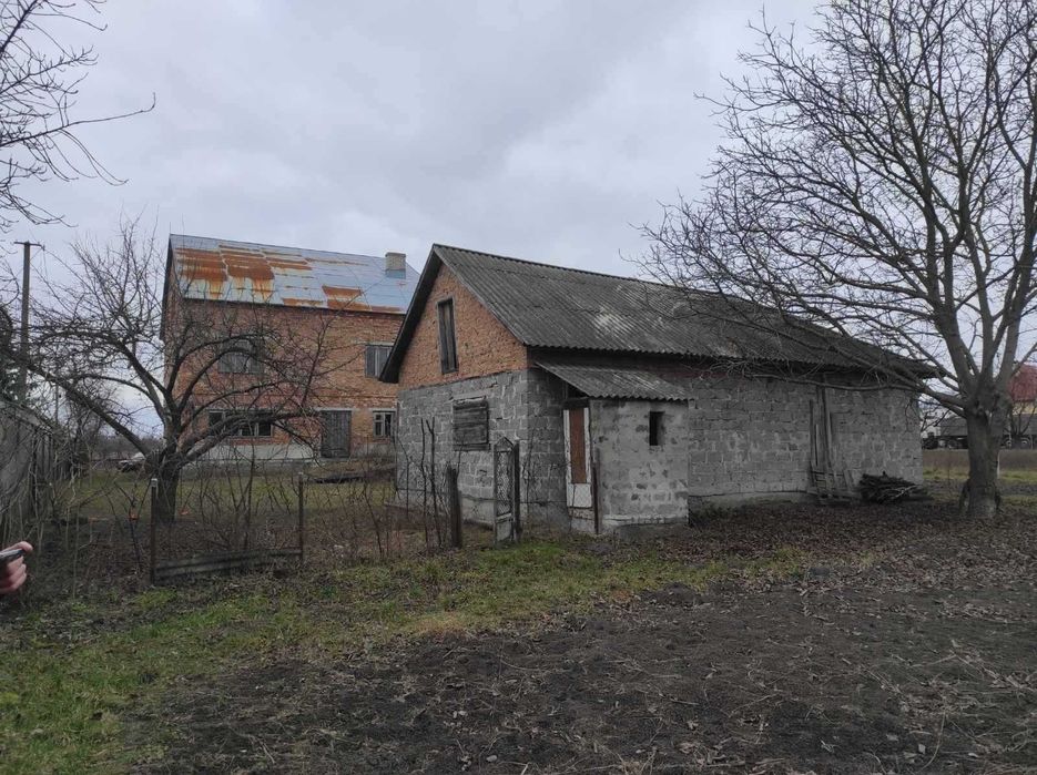 будинок та земельна ділянка 10 сот., м. Радехів