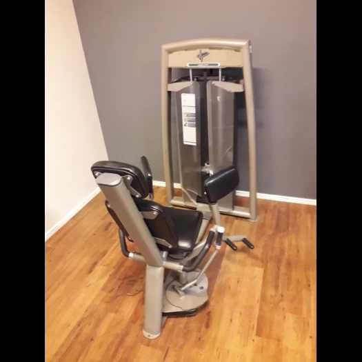 Zestaw 16 maszyn siłowych Pulse Fitness