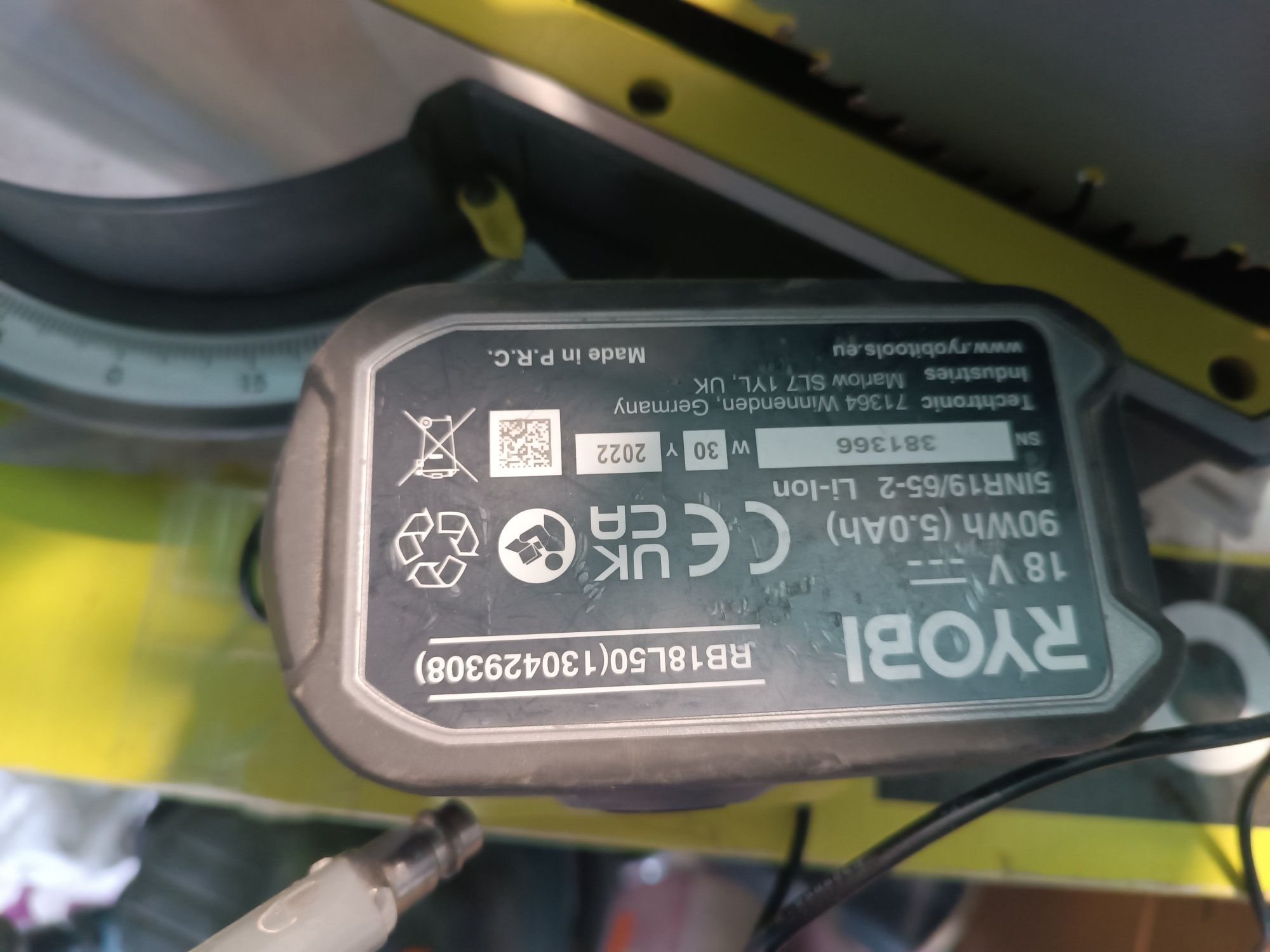 Пила торцовочная Ryobi ONE+ RMS18190