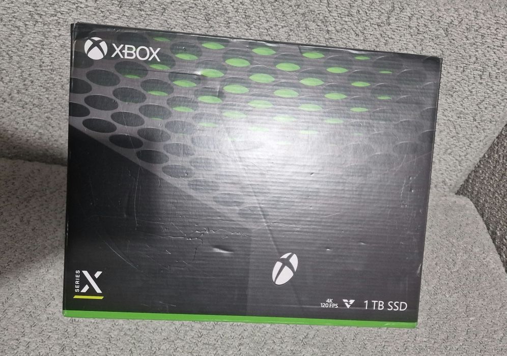 Xbox Series X 1TB | Stan idealny | Pad, Cyberpunk 2077 GRATIS | Sosnow