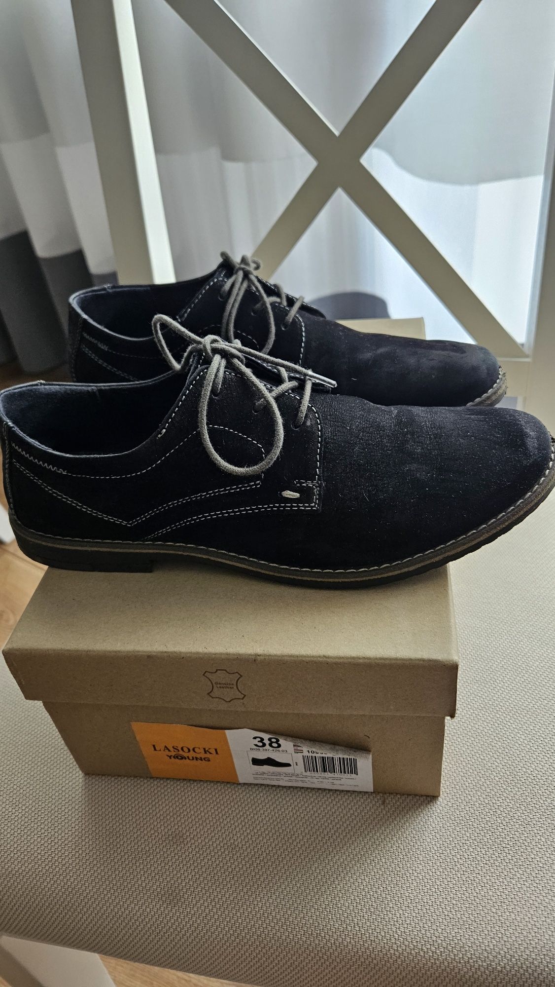 Buty Lasocki 38 Skóra