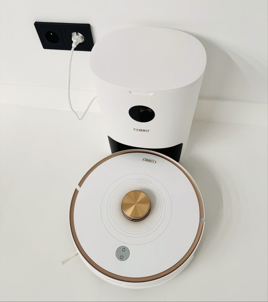 Robot odkurzajaco-mopujacy COBBO PRO 27 UV