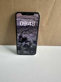 Продам iPhone X 64GB R-sim