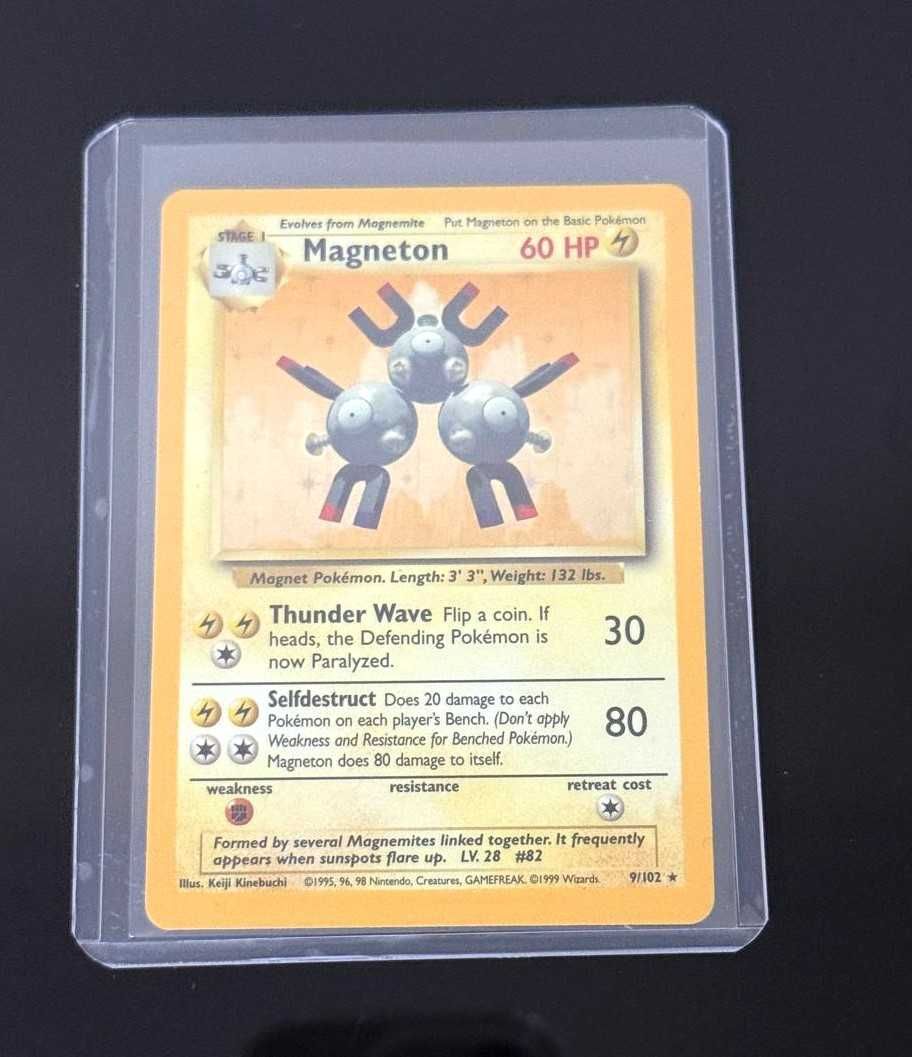 Magneton Holo 9/102 Raro Base Set Carta Original Pokémon TCG - ENG