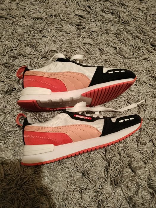 Tênis marca Puma