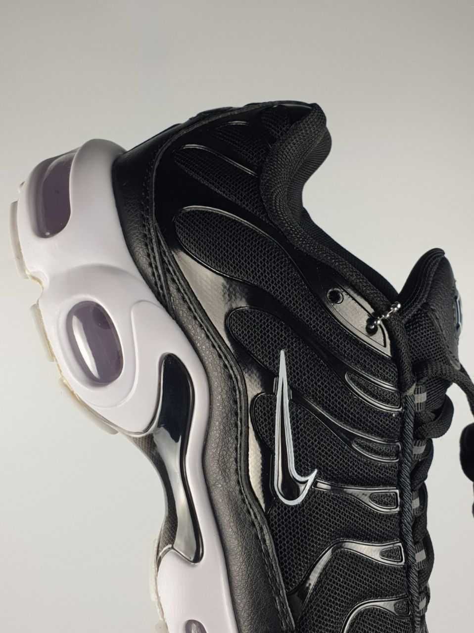 Nike Air Max TN Black White Оригінал