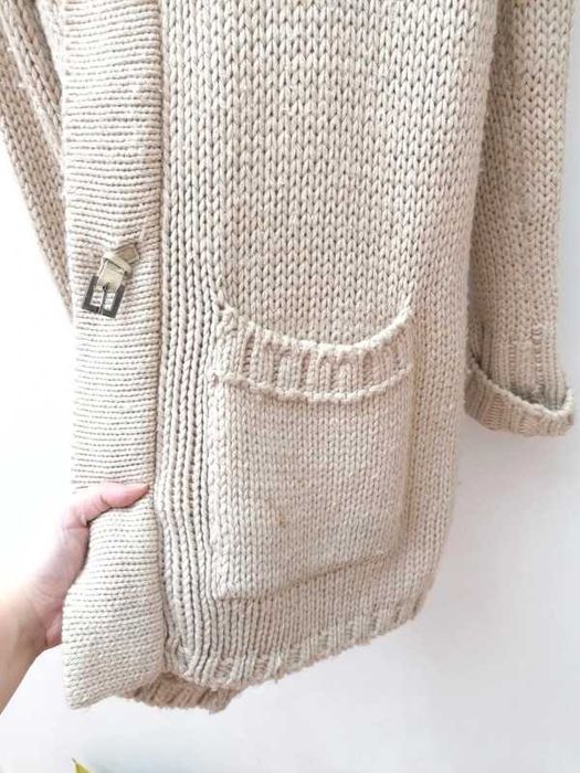 Casaco de Malha Bege