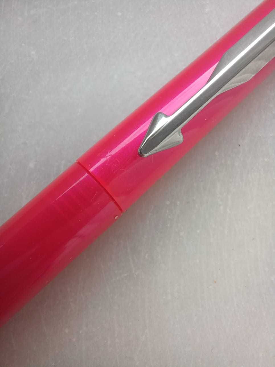 Caneta Parker edição especial cor-de-rosa (Vector 2 D/L)