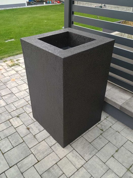 Donica styropianowa czarna efekt rybiej łuski 101 cm x 61 cm