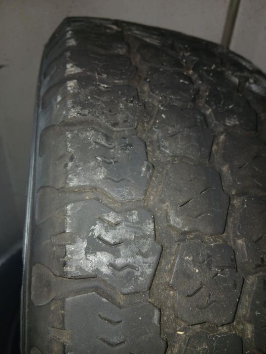 215/65R16 goodyear