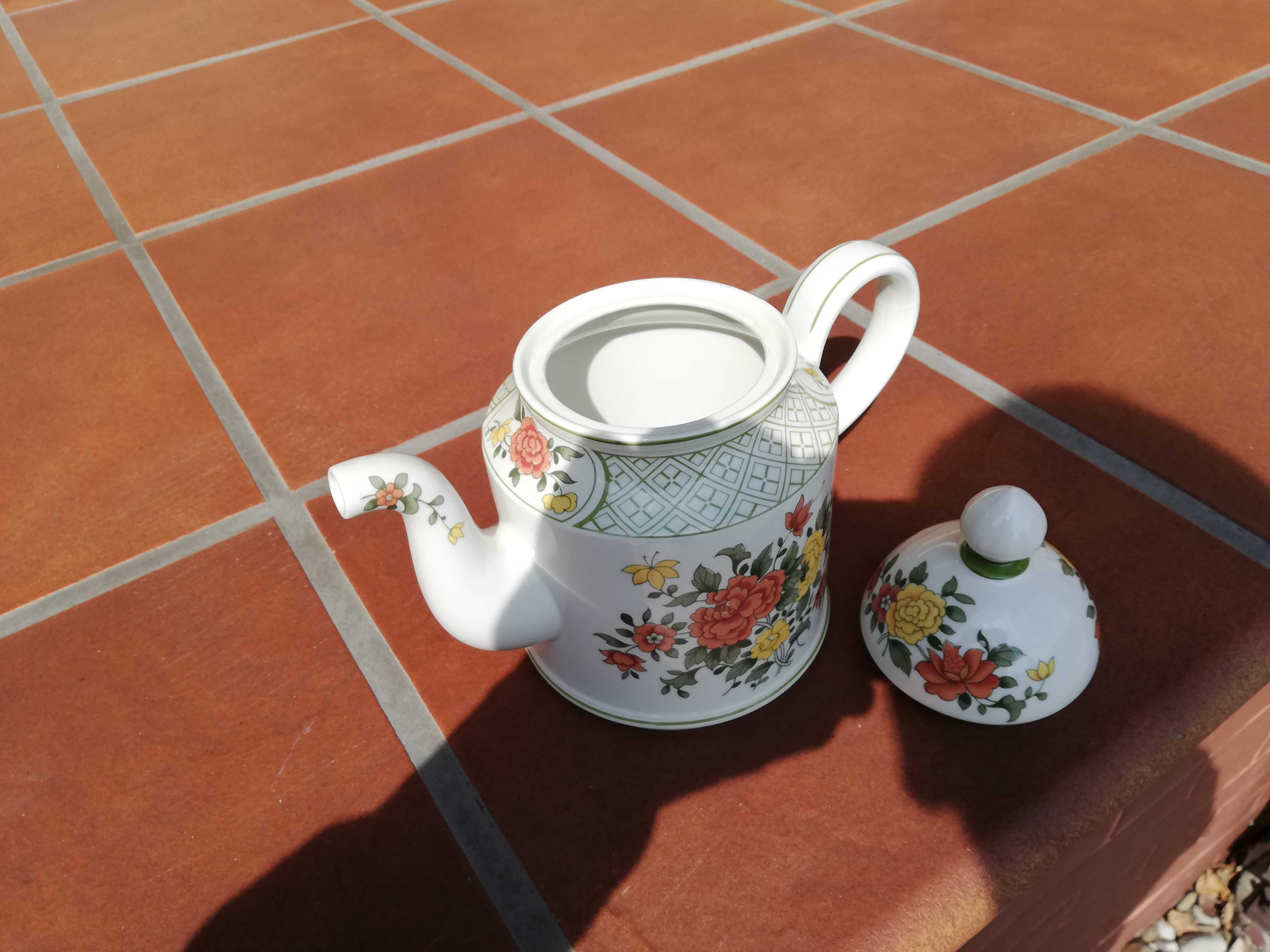 Villeroy & boch. Dzbanek do herbaty, kawy.