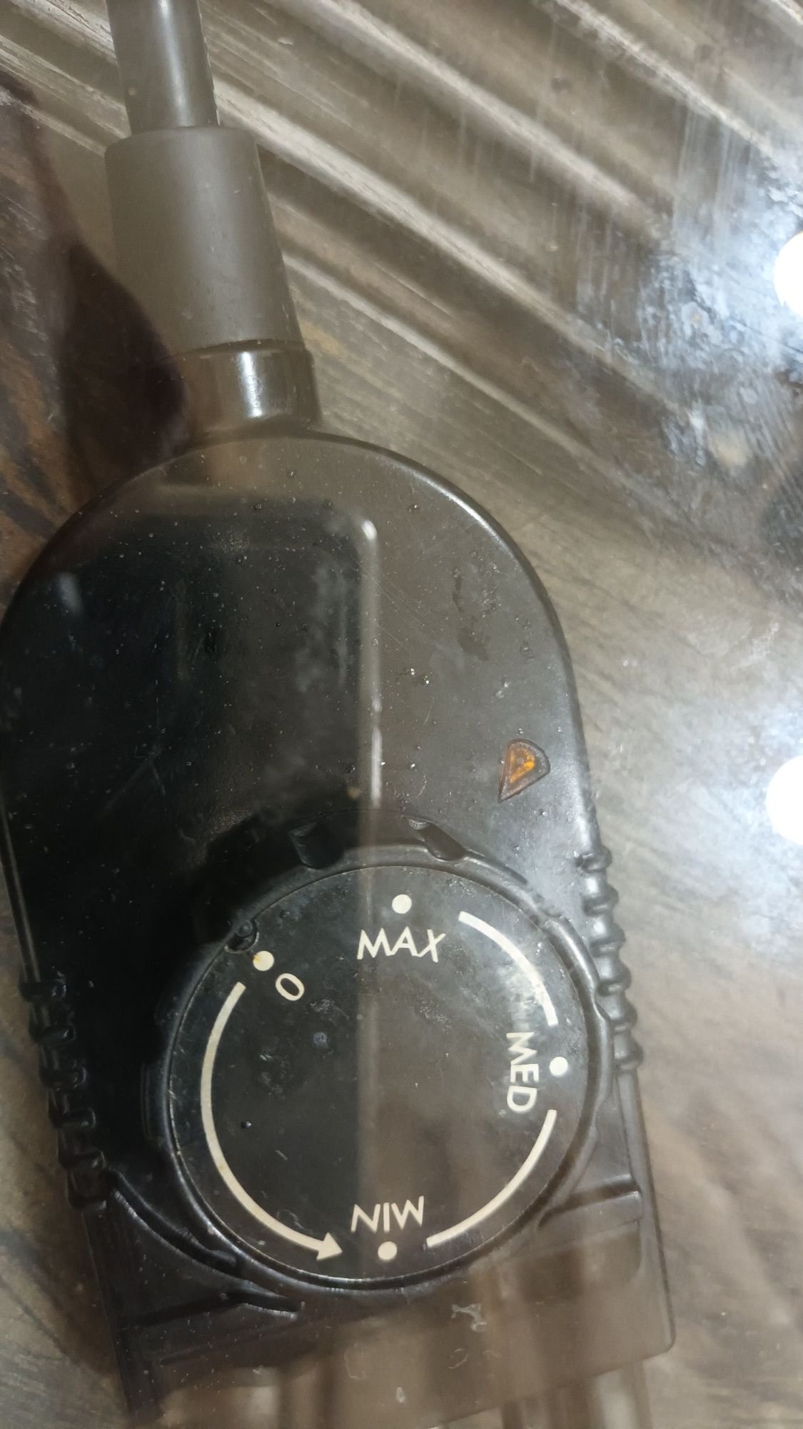 20€ grelhador grande  marca Deconghi tampo de vidro a funciona 100%