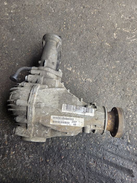 JEEP GRAND CHEROKEE WK2 dyfer most przód 3.45