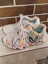 Кросівки для дівчаток Skechers 35 розмір