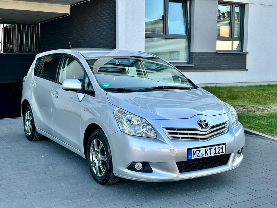 Toyota Verso 1.6 Benzyna 132KM! 2010r! 178tys przebiegu! 7 osobowa!