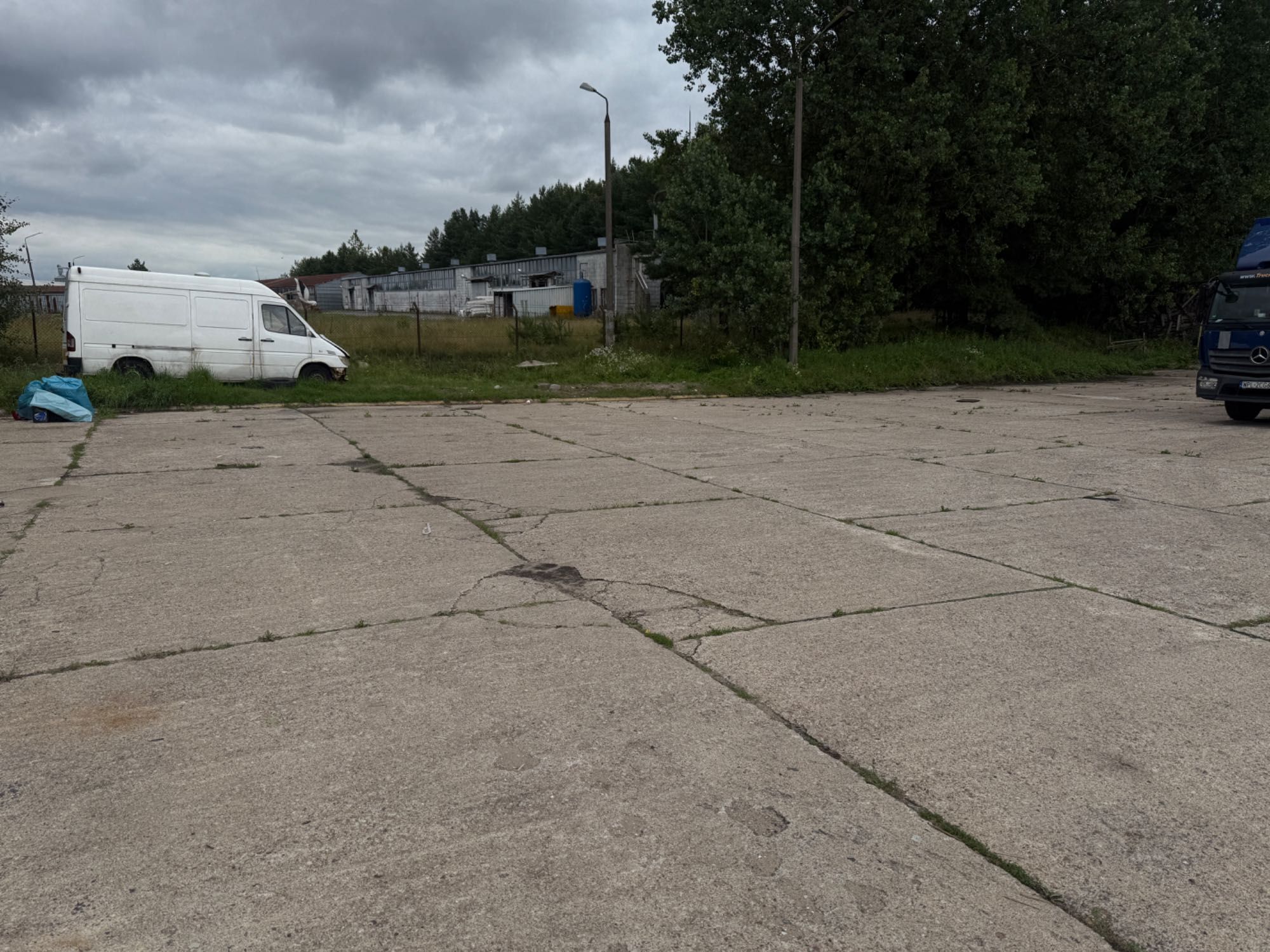Posiadam do wynajęcia hale, plac utwardzony