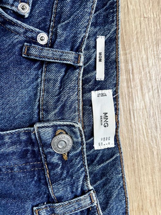 Джинси жіночі MANGO