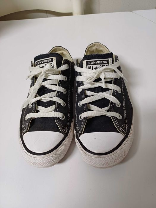 Ténis Converse All Star Brancos e pretos Nº35