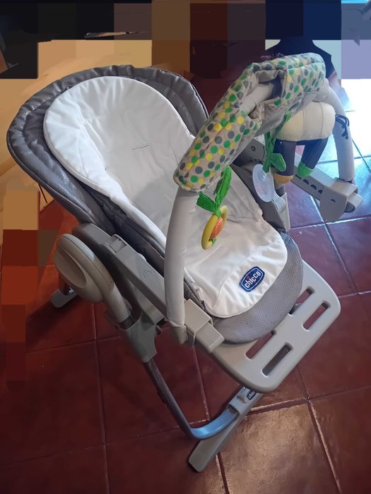 Cadeira de refeição