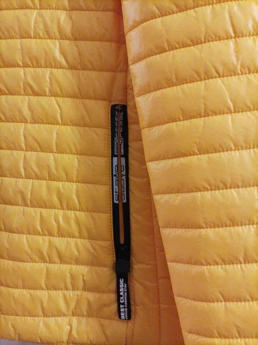 Kurtka pikowana damska lub młodzieżowa żółta