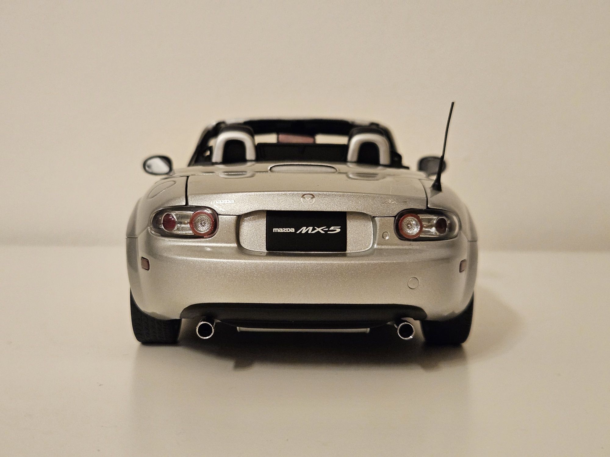 Mazda MX-5 NC 1:18 AutoArt unikat! Składany dach!
