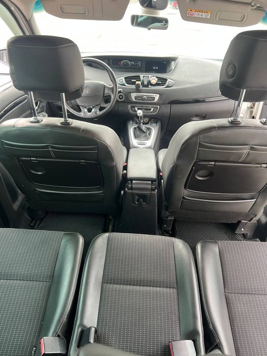 Продам Renault Scenic 2016р