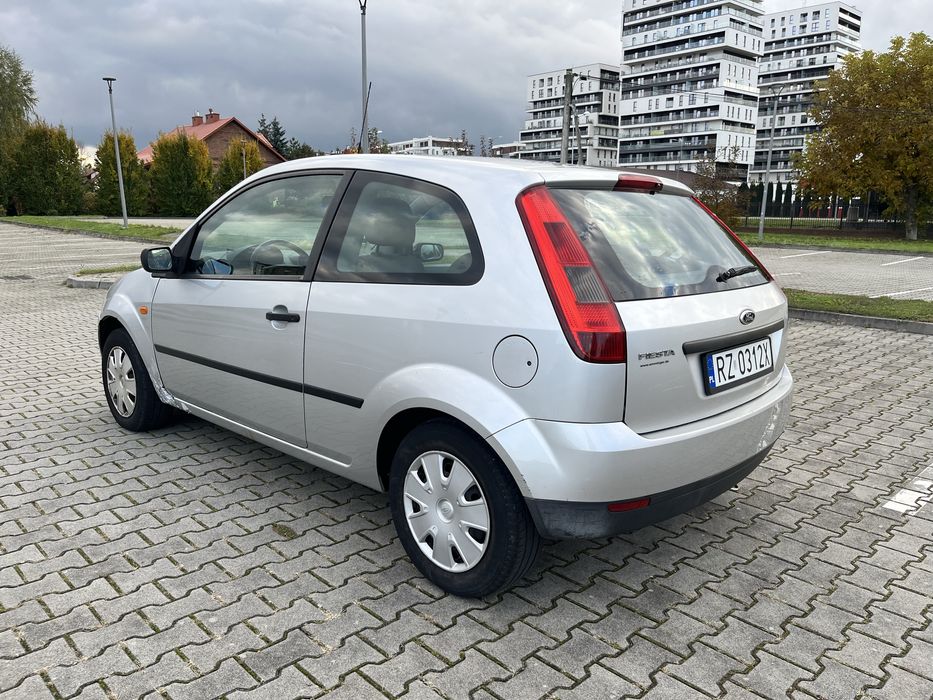 Ford Fiesta Mk6 1.3 benzyna 2003r Klima