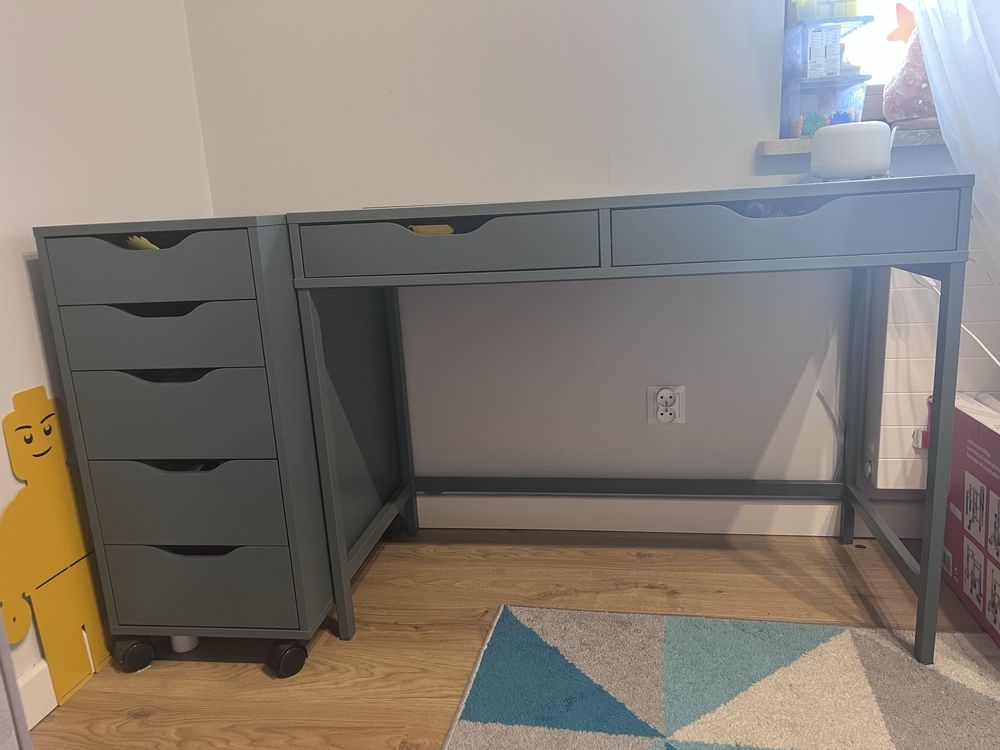 Zestaw mebli Ikea Alex