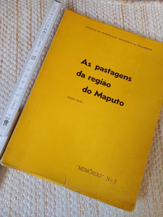 livro antigo As Pastagens da região do Maputo Moçambique Mário Myre