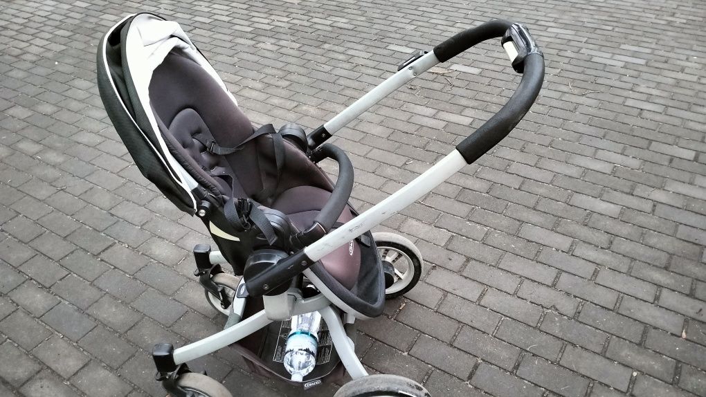 Коляска Graco simbio 3 в 1 с автокреслом