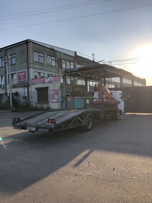 Продам евакуатор-маніпулятор TATA