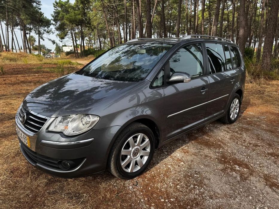 VW Touran 1.9 TDi Highline 7L DSG