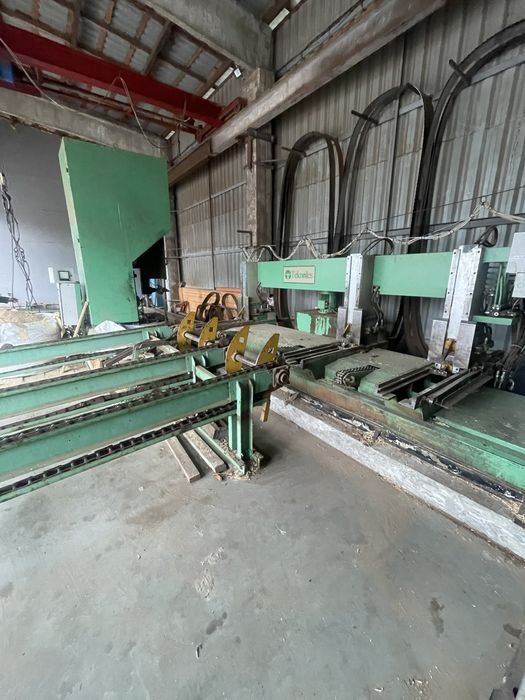 Пилорама вертикальна широкопильна Teknoles