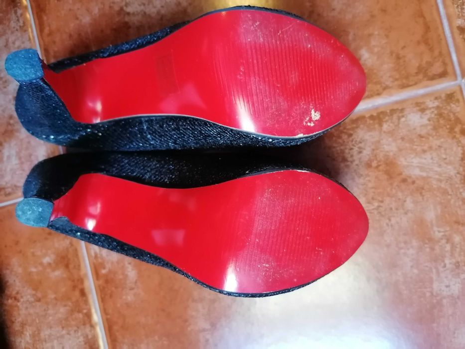 Sapatos Salto Alto Nº38