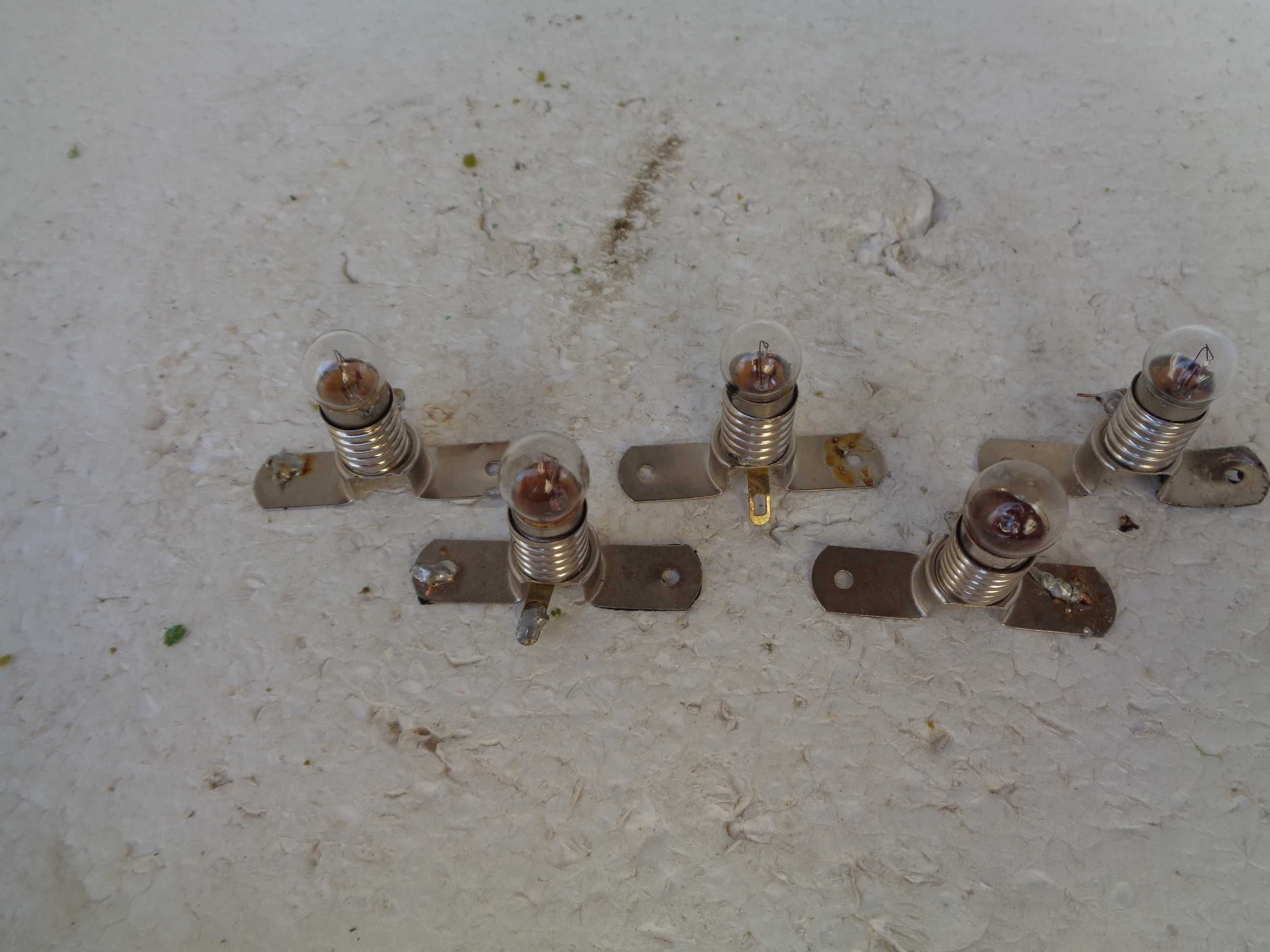 1:87 Lote de 5 lampadas com suporte para maqueta comboio