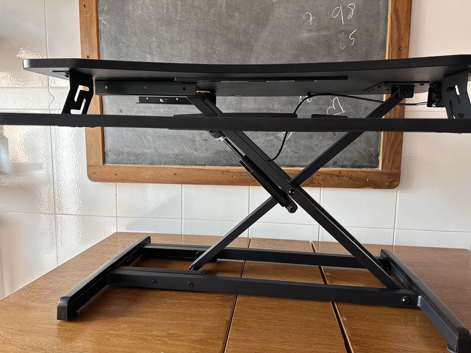 Secretária elevatória