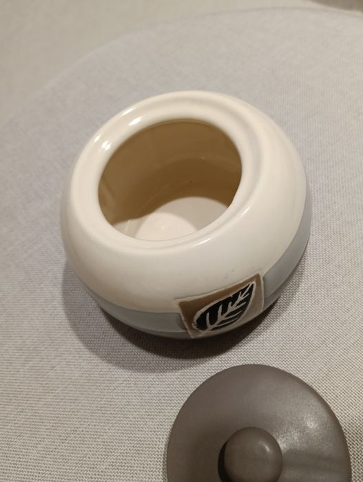 Cukiernica ceramiczna