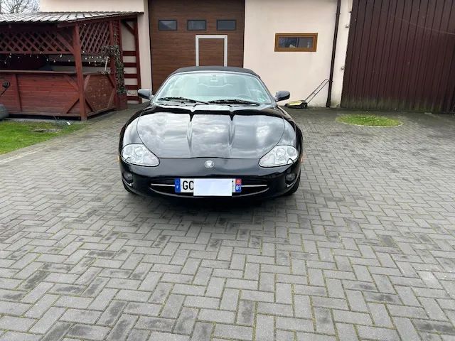 Jaguar XK8 Bezwypadkowy stan idealny vat 23%