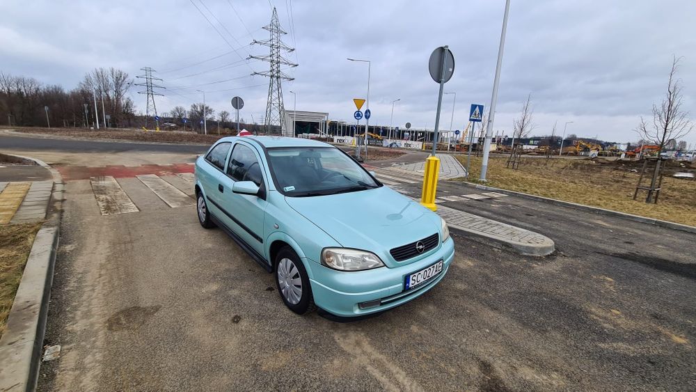 Opel Astra II 1.6 benzyna 2002
