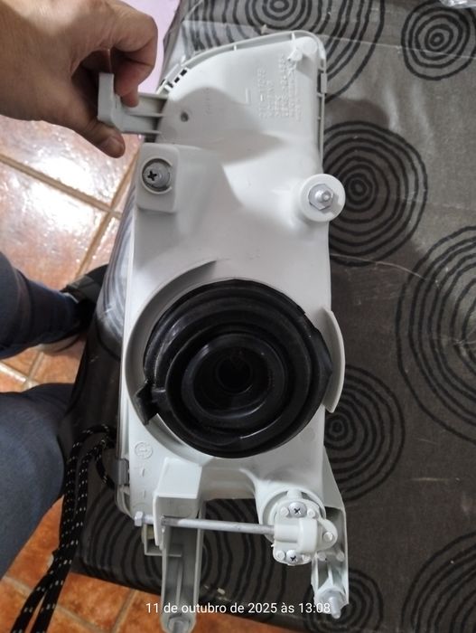 Farol para Suzuki Swift