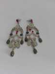 Brincos de marcas diversas