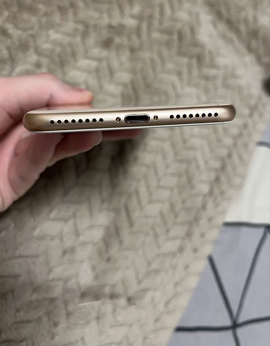 iPhone 8 plus 256g rose gold