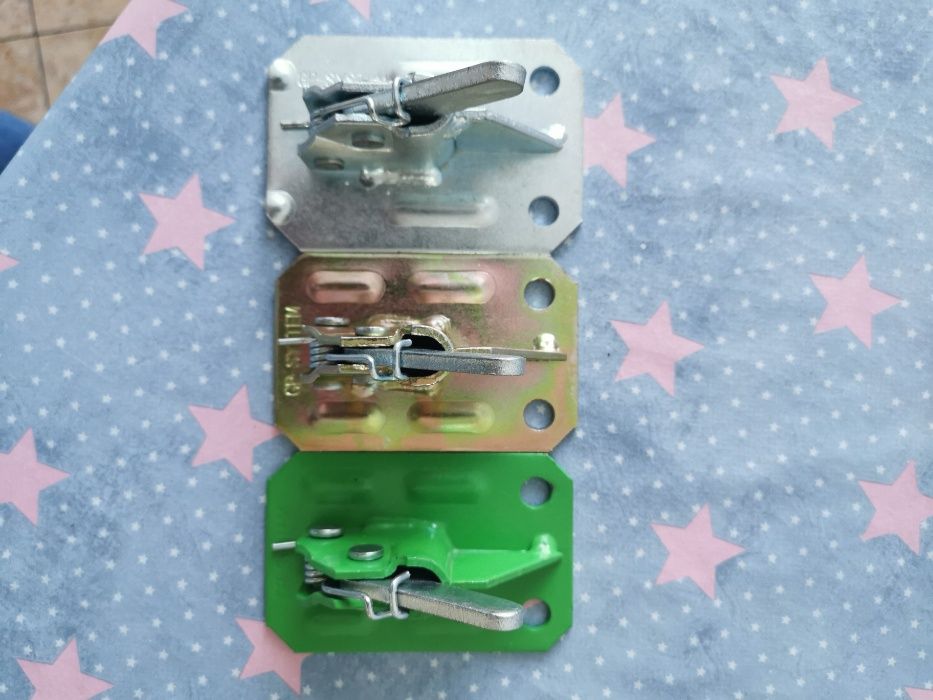 Żabka szalunkowa, zacisk sprężynowy szalunkowy, żabka.