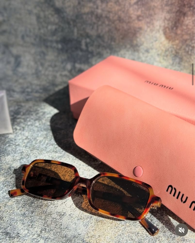 Окуляри MIU MIU Leo