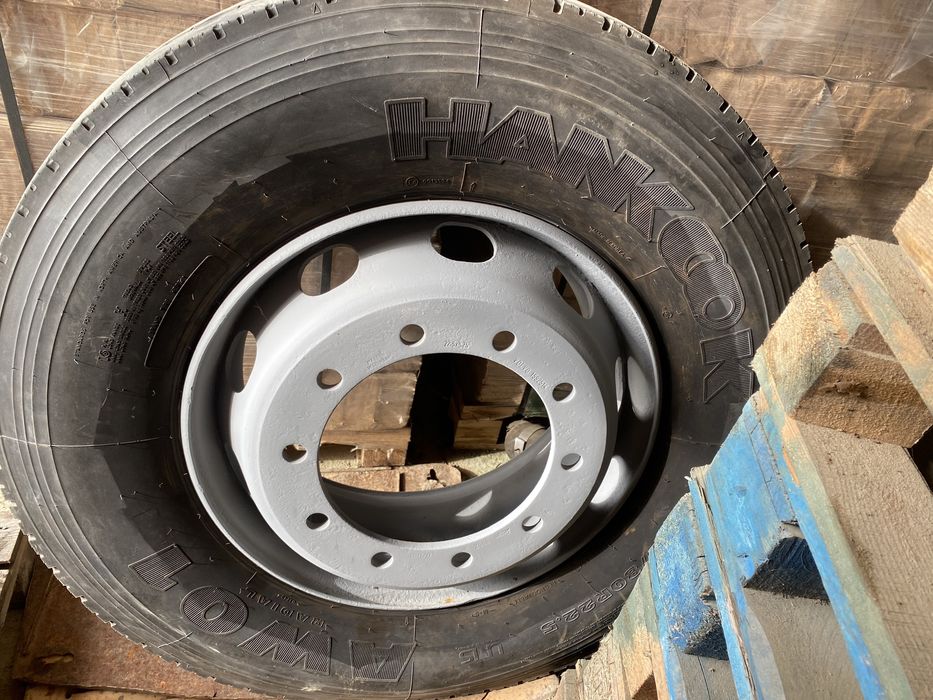 Резина 295 80 22.5