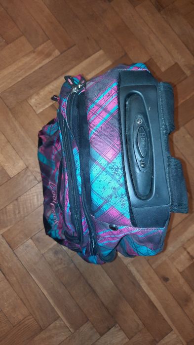 Plecak walizka na kółkach z rączką