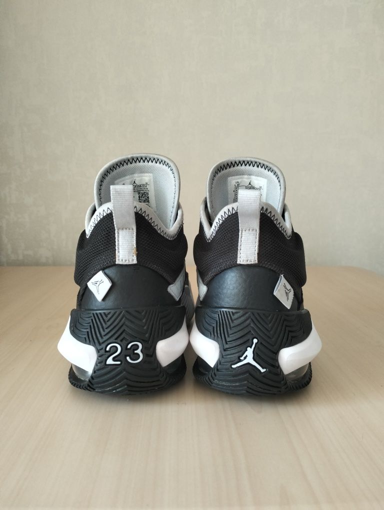Кросівки снікерси хайтопи Nike Jordan Stay Loyal 2