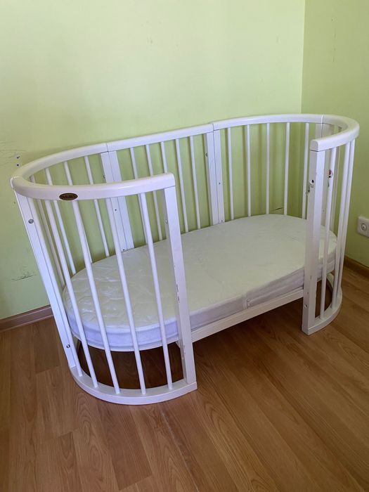 Продам детские кроватки