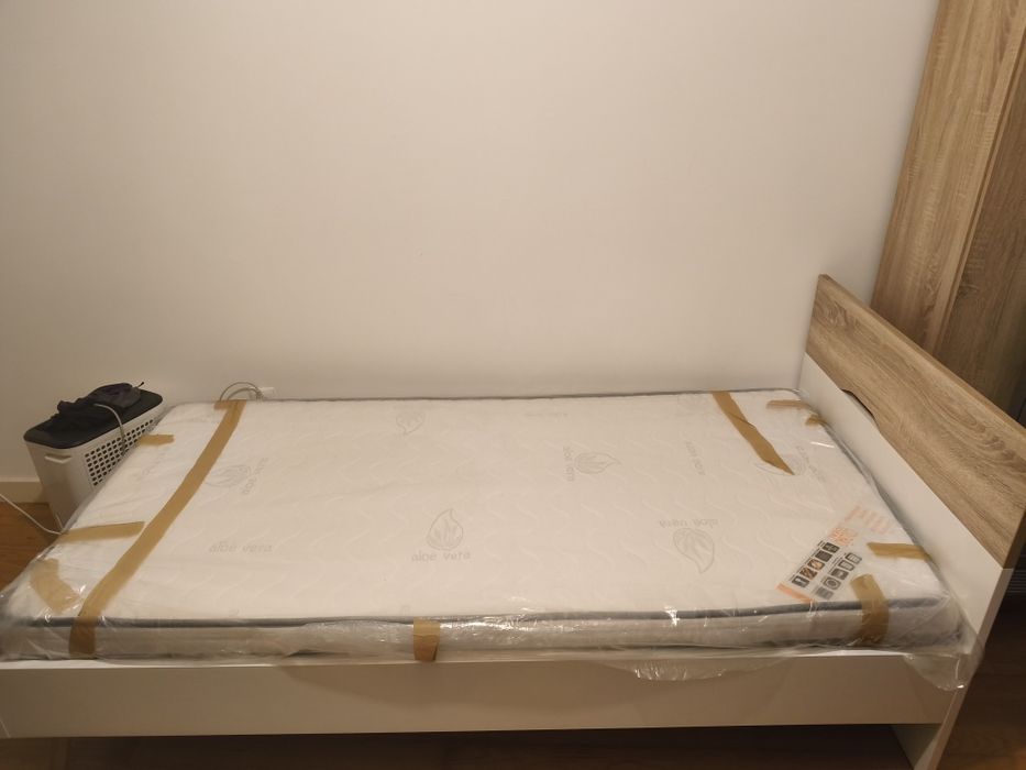 Cama solteiro como nova