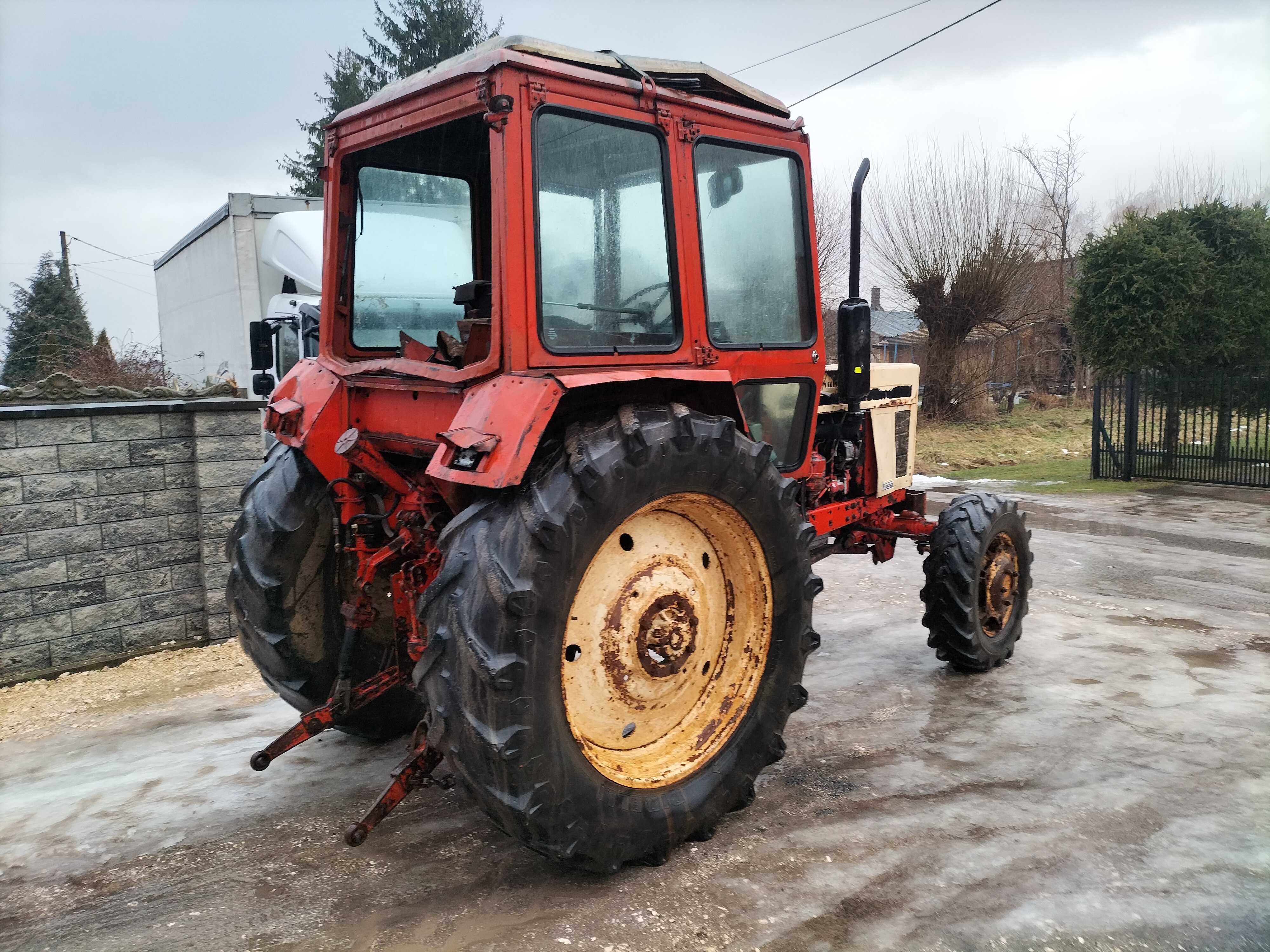 MTZ 552 82 4x4 duża kabina